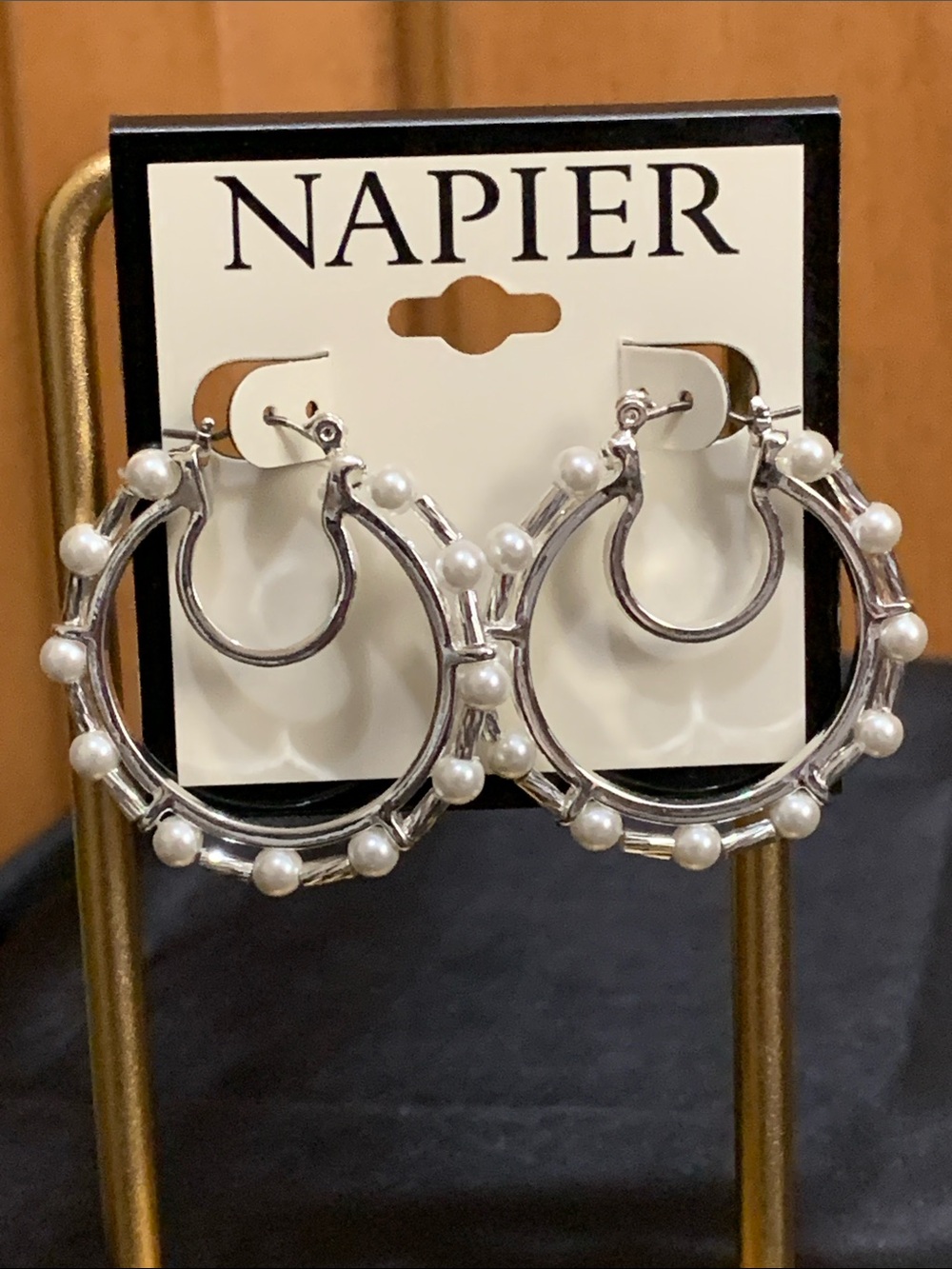 NWT Napier silver tone faux pearl earrings